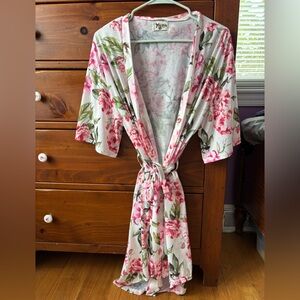Show Me Your Mumu Brie Floral Robe O/S
